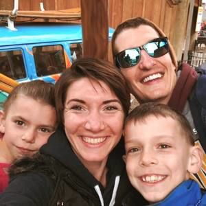 Meet your Posher, Monica